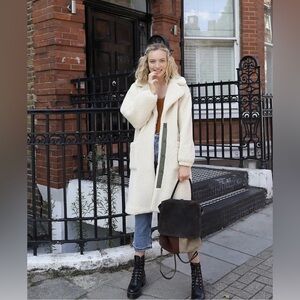Hem & Thread Cream Teddy Coat-oversized M